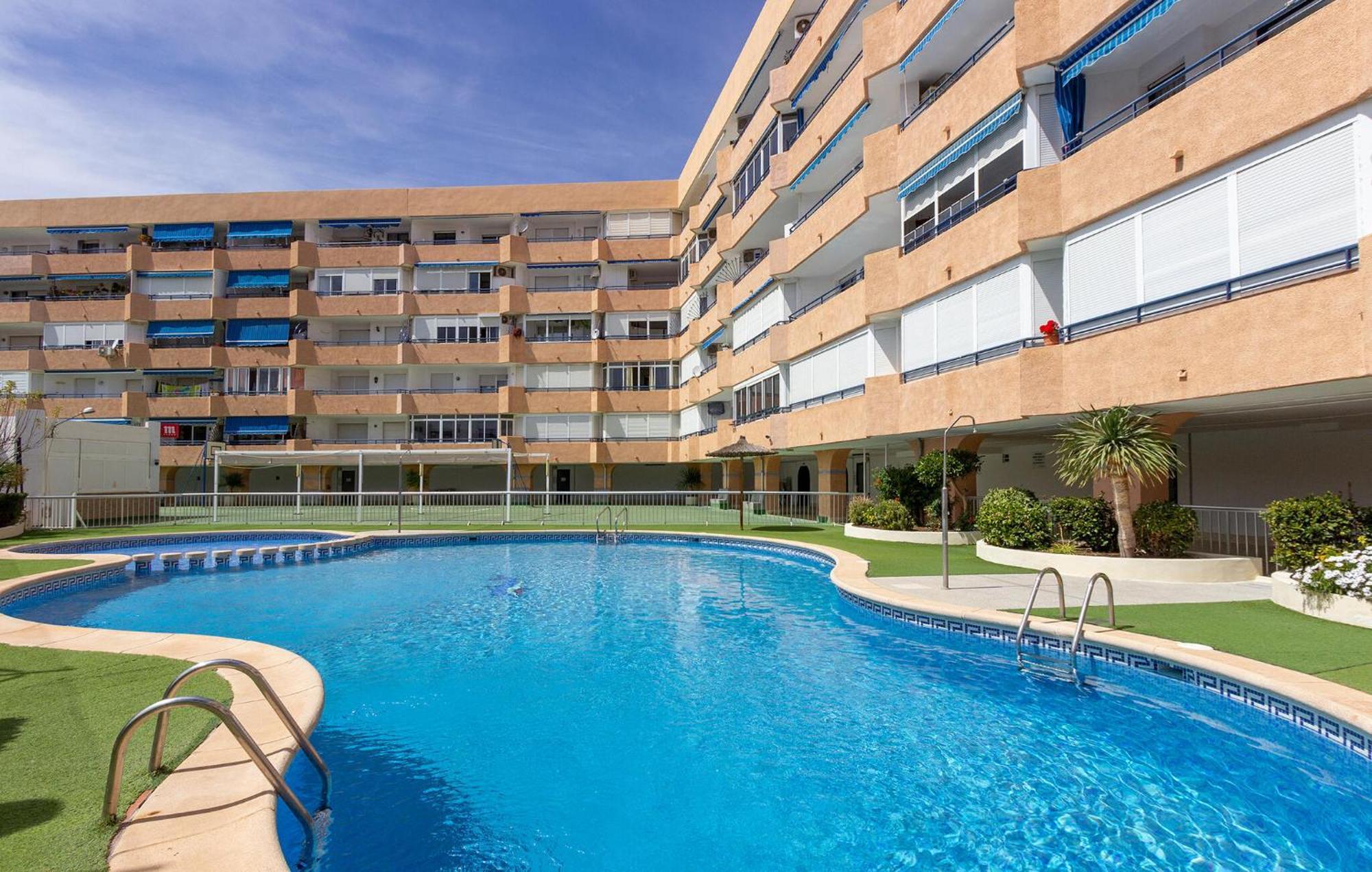 Nice Apartment In Torrevieja With Kitchen Extérieur photo